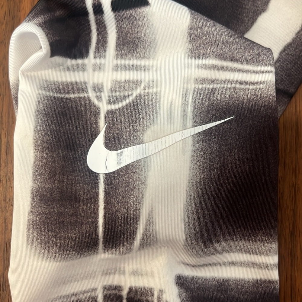 Nike Pro Dri-fit Leggings - Picture 3 of 4